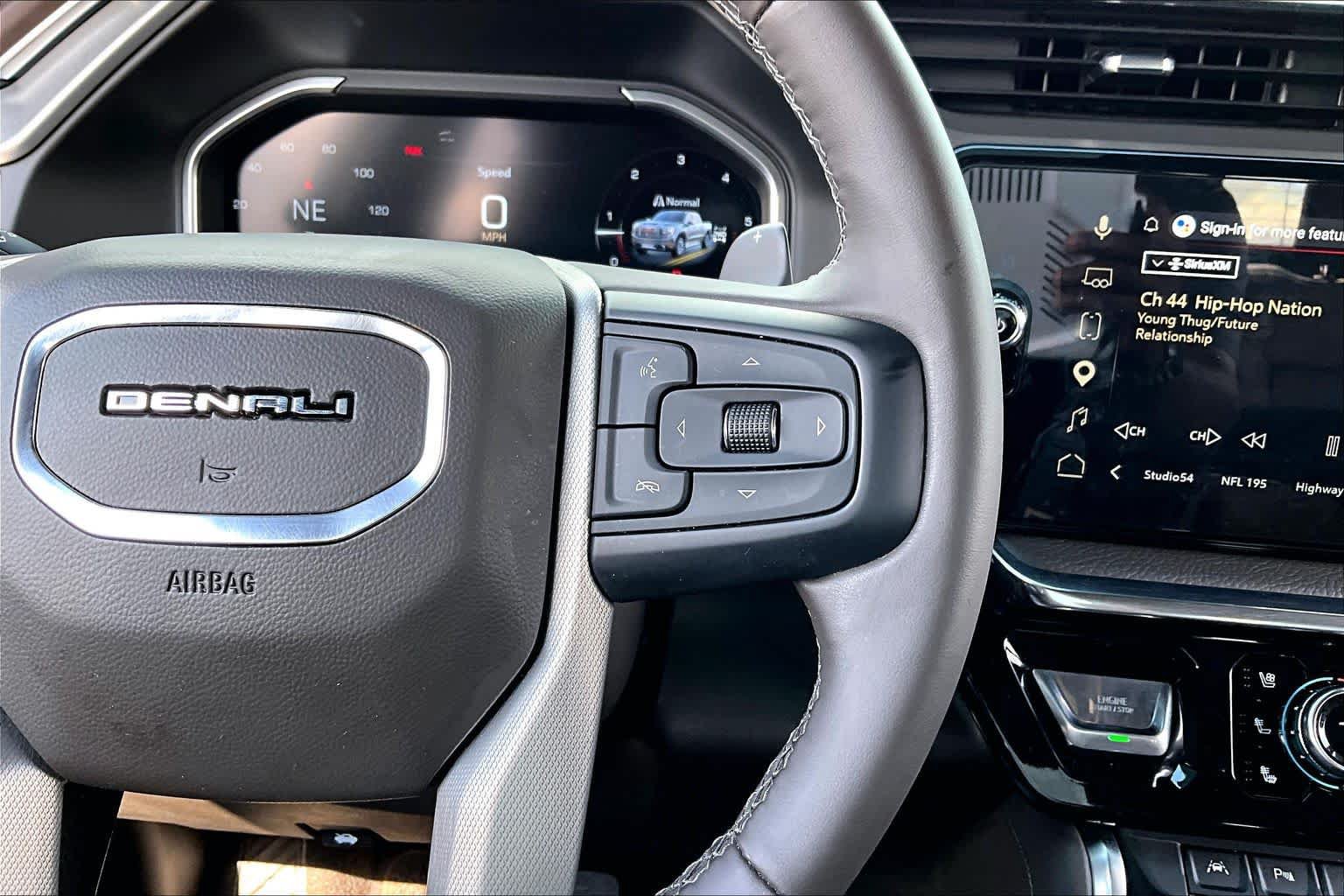 Used 2023 GMC Sierra 1500 Denali w/ Denali Reserve Package AWD/4WD image 25