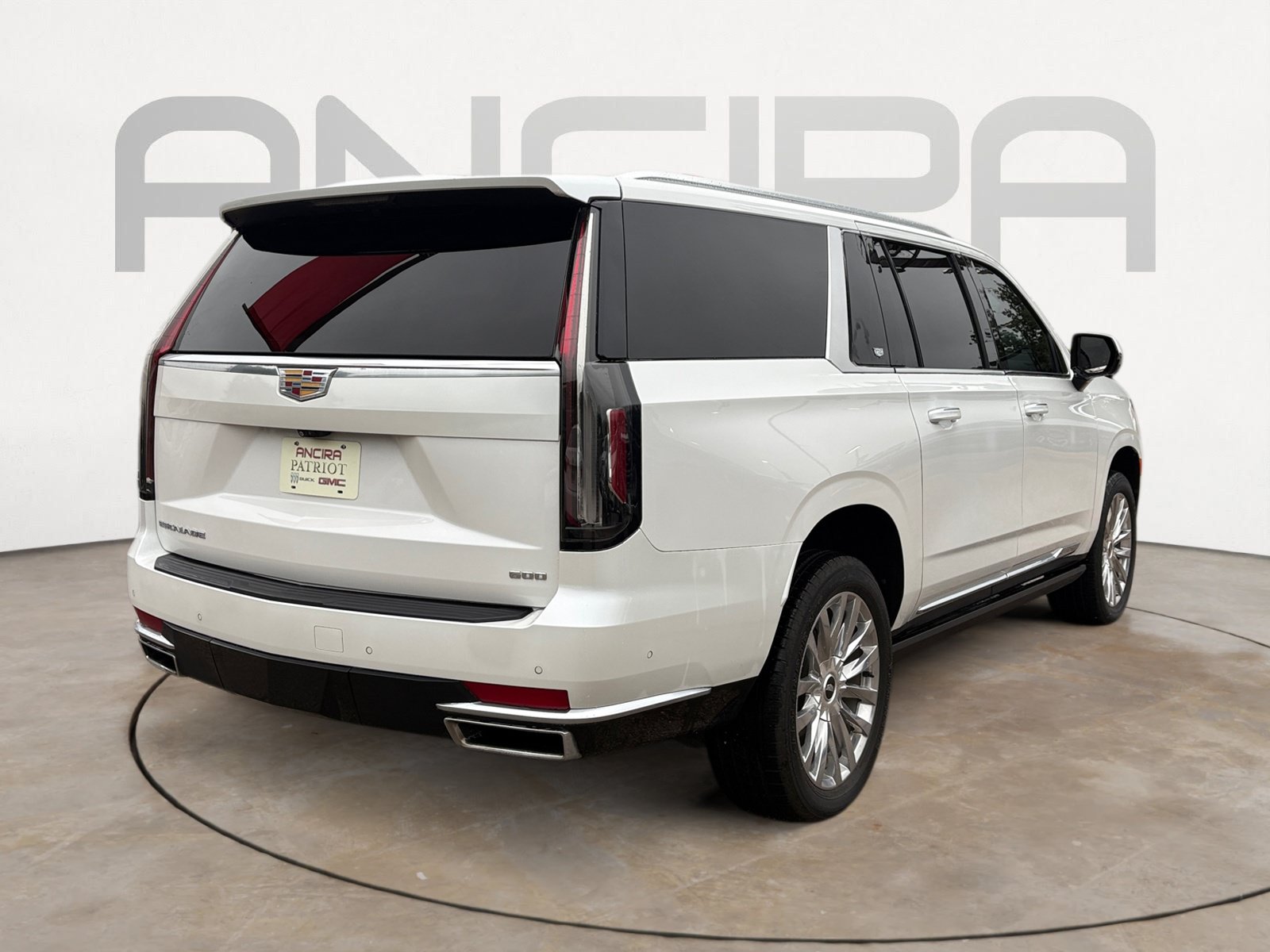 Used 2022 Cadillac Escalade ESV Premium Luxury w/ Performance Package RWD image 10
