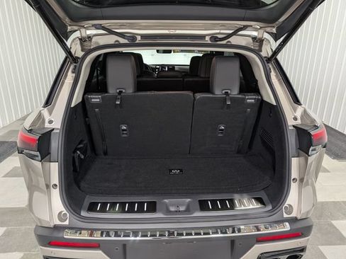 Used 2023 INFINITI QX60 Luxe AWD/4WD image 25