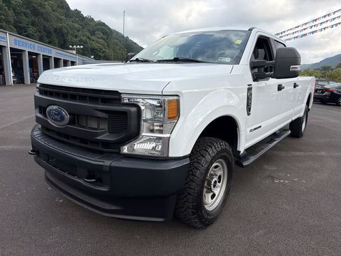 Used 2022 Ford F250 XL w/ Power Equipment Group AWD/4WD image 11