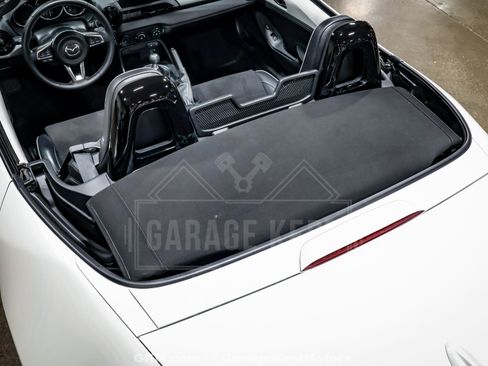 Used 2022 MAZDA MX-5 Miata Club w/ Brembo/BBS Recaro Package RWD image 36