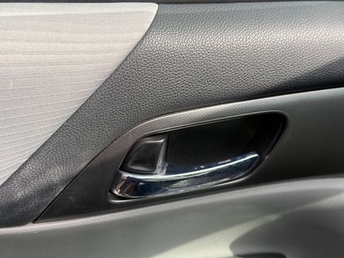 Used 2015 Honda Accord LX image 9