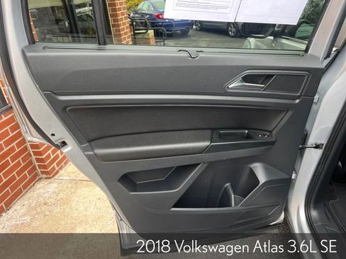 Used 2018 Volkswagen Atlas SE image 24