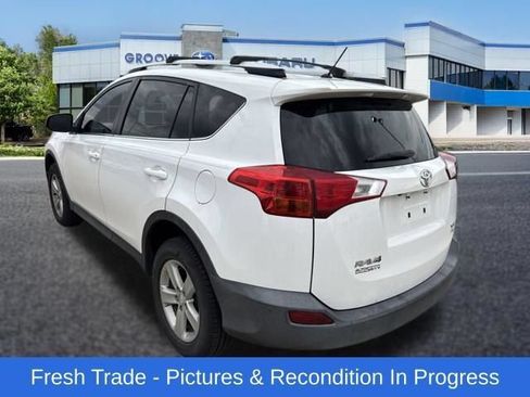 Used 2013 Toyota RAV4 XLE AWD/4WD image 3