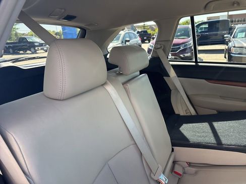 Used 2013 Subaru Outback 2.5i Limited AWD/4WD image 35