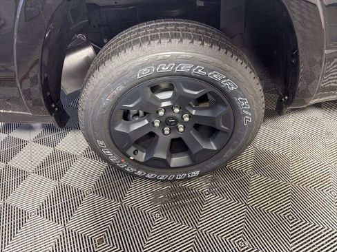 New 2025 RAM 1500 Big Horn w/ Night Edition image 7