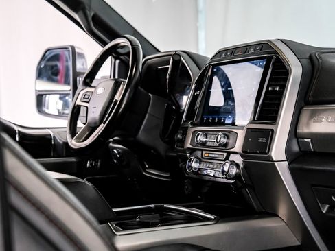 Used 2022 Ford F450 Platinum image 20