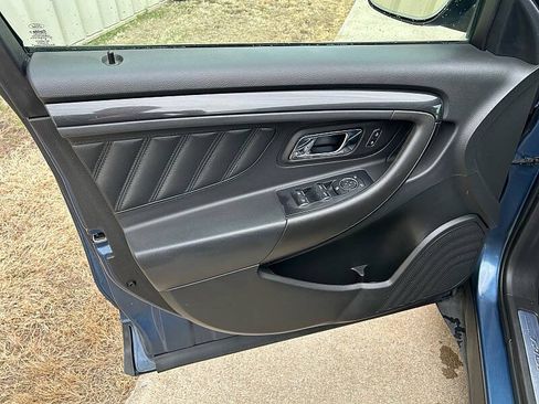 Used 2018 Ford Taurus SHO AWD/4WD image 6