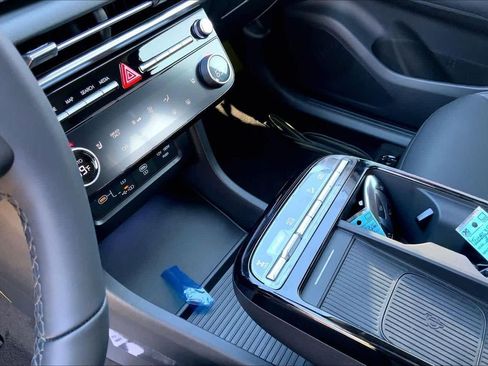 New 2026 Hyundai Tucson SEL image 8