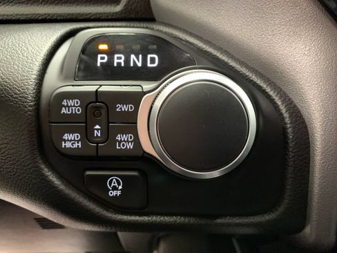 Used 2025 RAM 1500 Big Horn AWD/4WD image 25