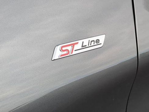 Used 2025 Ford Explorer ST-Line AWD/4WD image 39