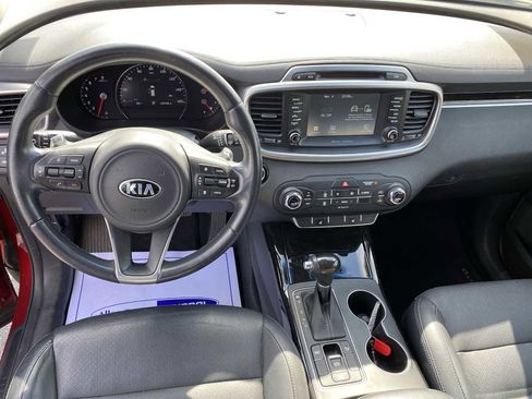 Used 2017 Kia Sorento EX w/ EX Advanced Touring Package image 14