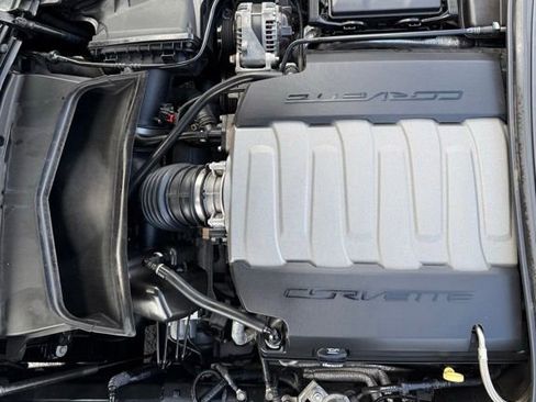 Used 2014 Chevrolet Corvette Stingray Coupe image 12