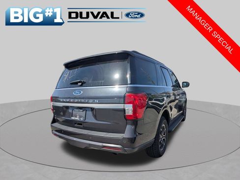Used 2024 Ford Expedition XLT AWD/4WD image 4