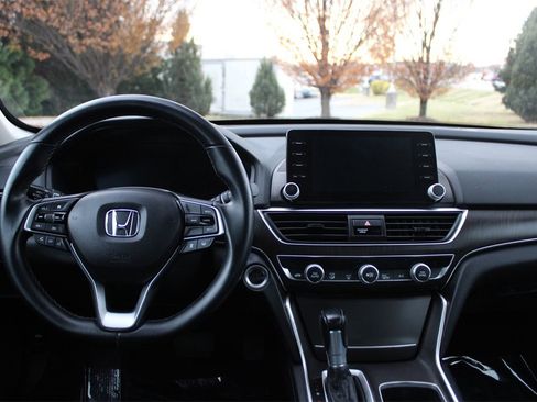 Used 2018 Honda Accord EX-L image 15