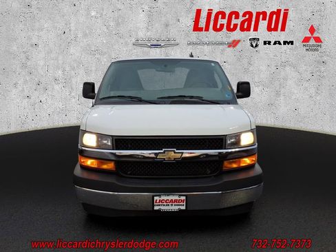 Used 2023 Chevrolet Express 3500 w/ Power Convenience Package image 2