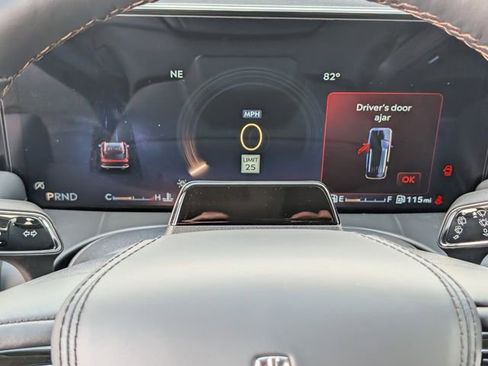 New 2026 Lincoln Aviator Reserve RWD image 27