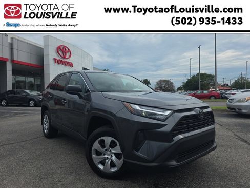 Used 2025 Toyota RAV4 LE AWD/4WD image 1