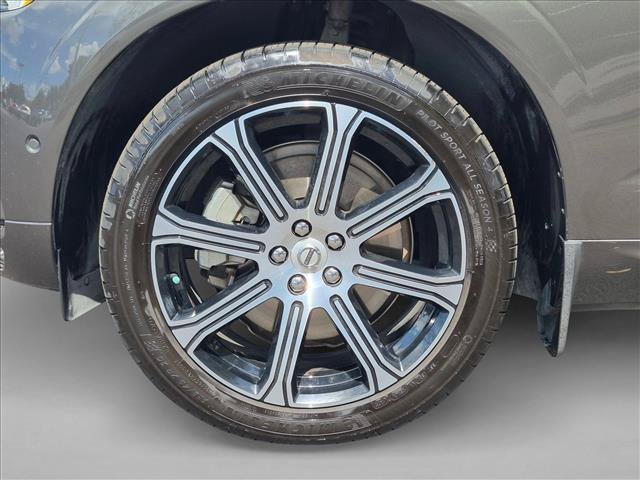Used 2019 Volvo XC60 T6 Inscription w/ Protection Package AWD/4WD image 14