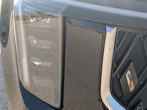 Certified 2026 Kia Carnival EX FWD image 11
