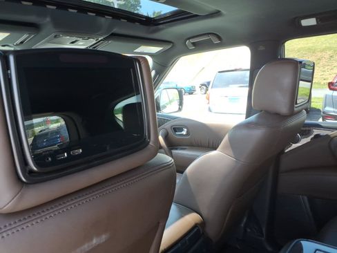 Used 2023 Nissan Armada Platinum w/ Captain's Chairs Package AWD/4WD image 15