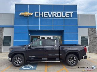 New 2026 GMC Sierra 1500 SLT w/ SLT Premium Plus Package image 1