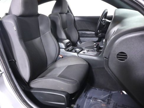 Used 2019 Dodge Charger R/T w/ Blacktop Package RWD image 39