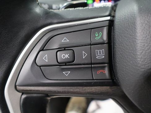 Used 2022 Jeep Grand Cherokee L Limited image 33