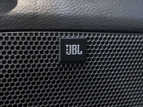 Certified 2023 Toyota Tacoma TRD Off-Road image 17