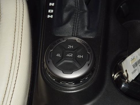 Used 2021 Ford Bronco Outer Banks image 32