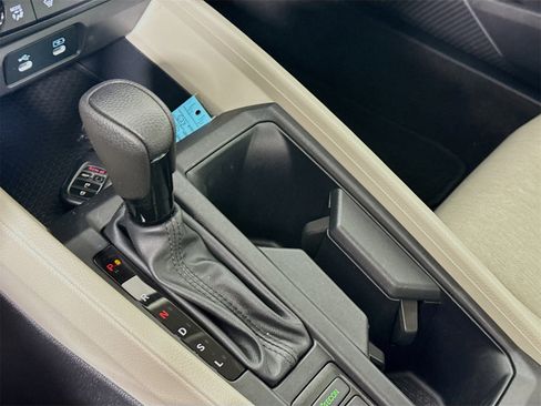 Used 2025 Honda Accord SE image 10