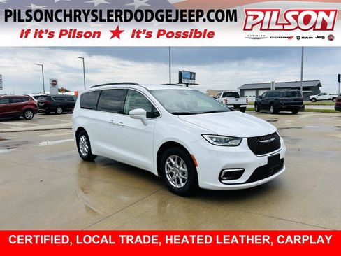 Used 2022 Chrysler Pacifica Touring-L FWD image 1