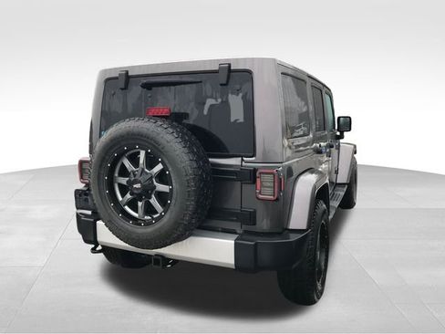 Used 2014 Jeep Wrangler Unlimited Sahara w/ Max Tow Package image 2