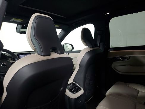 New 2026 Volvo XC90 T8 Ultra w/ Protection Package Premier AWD/4WD image 14