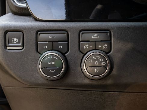 Used 2025 Chevrolet Silverado 1500 RST w/ Redline Edition image 22