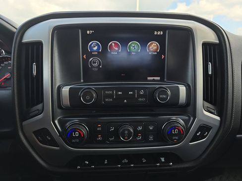 Used 2015 GMC Sierra 2500 SLT AWD/4WD image 18
