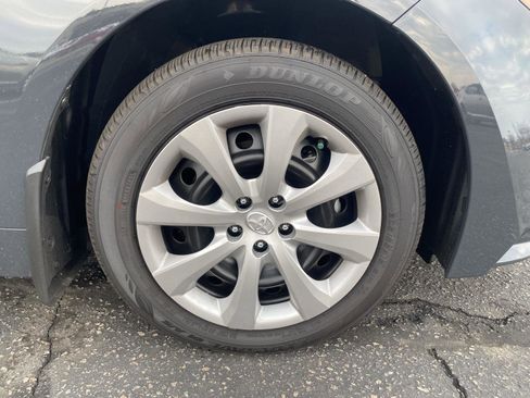 Used 2026 Toyota Corolla LE image 9
