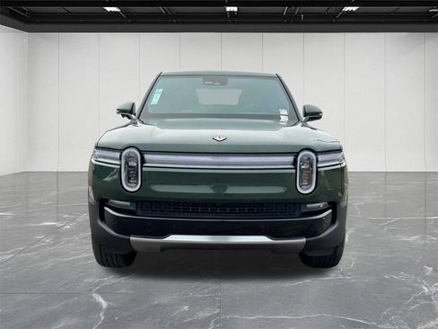 Used 2025 Rivian R1T Adventure image 14