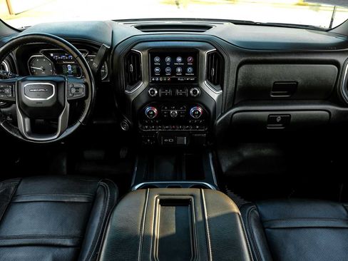 Used 2022 GMC Sierra 3500 Denali w/ Denali Ultimate Package AWD/4WD image 16