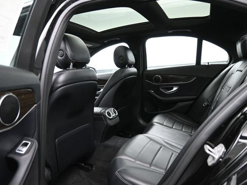 Used 2018 Mercedes-Benz C 300 4MATIC Sedan image 26