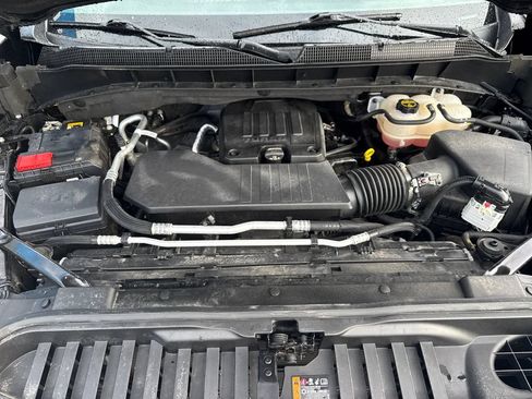 Used 2024 Chevrolet Silverado 1500 LT AWD/4WD image 34