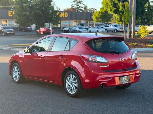 Used 2013 MAZDA MAZDA3 i Touring FWD image 4