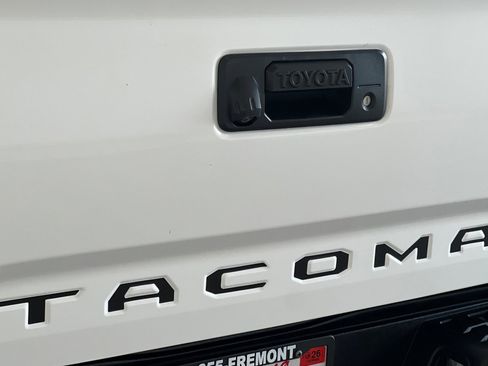 Certified 2020 Toyota Tacoma Limited image 27