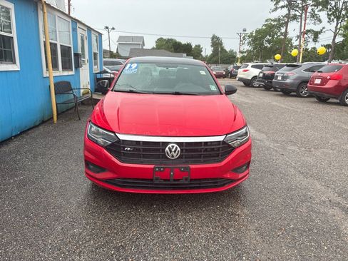 Used 2019 Volkswagen Jetta R-Line FWD image 2