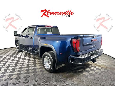 Used 2022 GMC Sierra 3500 Denali image 5