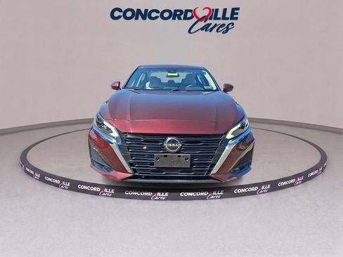 Certified 2023 Nissan Altima 2.5 SV FWD image 3