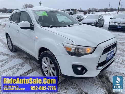 Used 2013 Mitsubishi Outlander Sport ES image 3