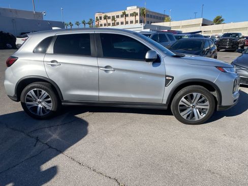 Used 2024 Mitsubishi Outlander Sport ES AWD/4WD image 5