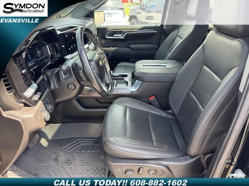 Used 2022 Chevrolet Silverado 1500 LTZ w/ LTZ Premium Package image 7