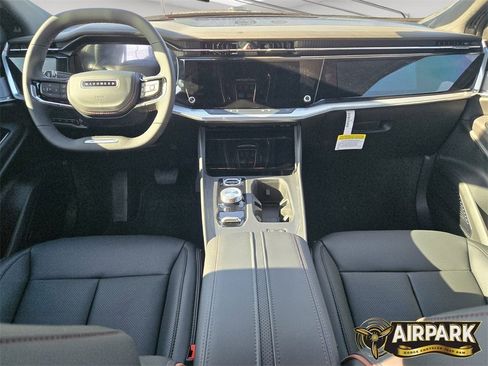 New 2025 Jeep Wagoneer S Launch Edition image 11